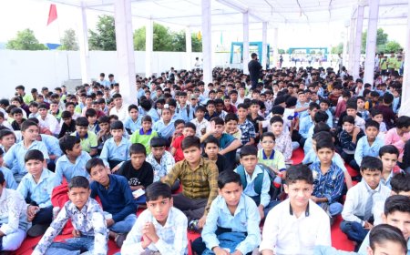 ईपी स्कूल के टैलेंट सर्च एग्जाम में उमड़ी भीड़, दिखा प्रतिभा का दम; बच्चों में नजर आया गजब का उत्साह