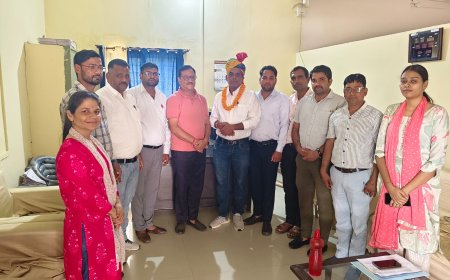 उदयपुरवाटी: श्री टोडरमल पीजी महाविद्यालय में नवनिर्वाचित पार्षद दंपति राजेंद्र-सुमन ढेनवाल का भव्य अभिनंदन