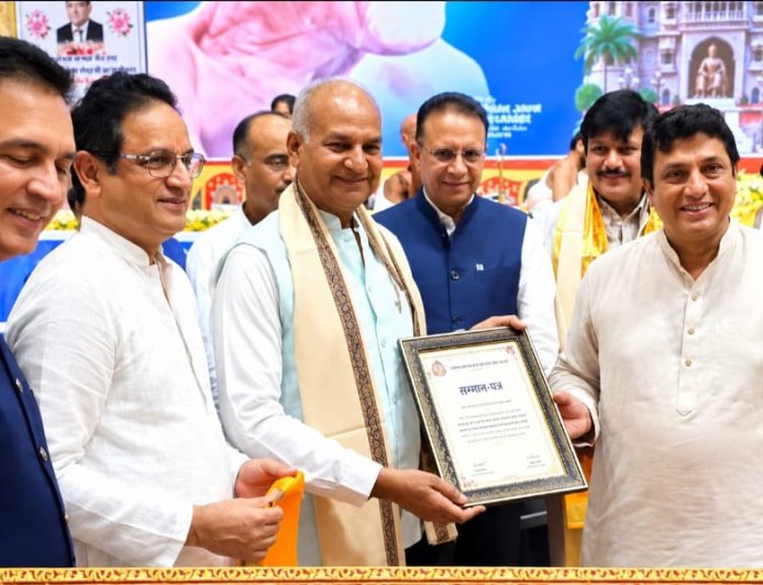 कर्मचारी नहीं, गुरु बनकर पढ़ाओ : मुनि पुंगव सुधासागर जी महाराज; जैन पत्रकार महासंघ के राष्ट्रीय उपाध्यक्ष राजेन्द्र जैन महावीर को मिला विशिष्ट सम्मान