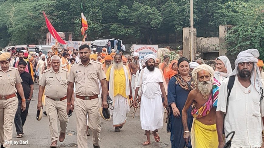 जयकारों के साथ लोहार्गल की प्रसिद्ध 24 कोसी परिक्रमा शुरू, ठाकुर जी की पालकी का पहला पड़ाव किरोड़ी धाम