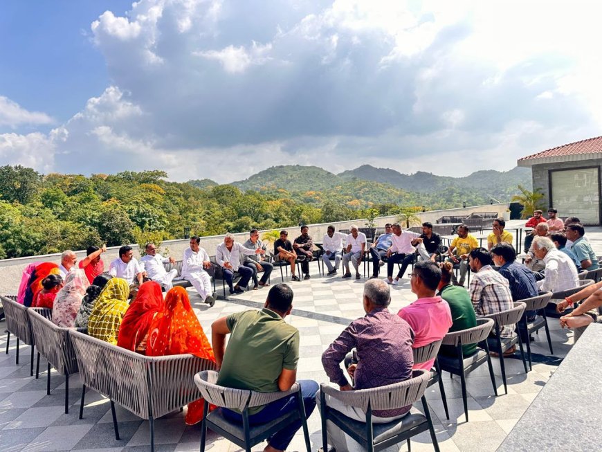 15 दिन की चुनावी भागदौड़ के बाद रिसॉर्ट में फुर्सत के पल, कांग्रेस प्रत्याशियों ने किया आगे की रणनीति पर मंथन