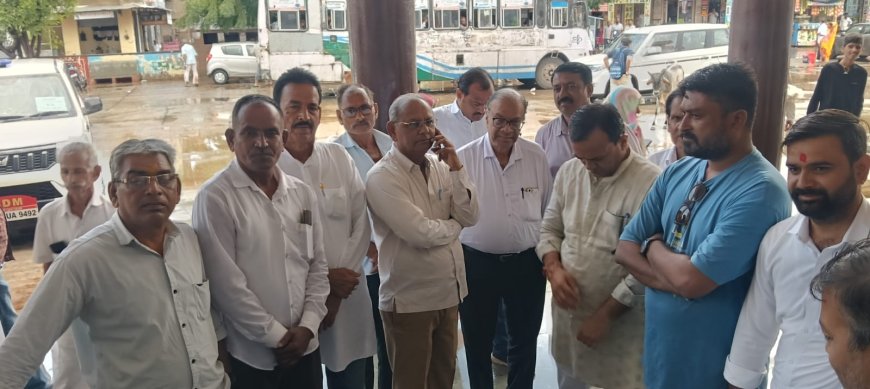 तखतगढ़ न.पा. अध्यक्ष चुनाव: निर्दलीय प्रत्याशी गीता सोमपुरा ने नामांकन वापस लिया, अब भाजपा-कांग्रेस में सीधा मुकाबला