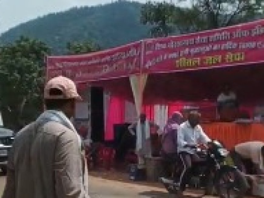सार्वजनिक सहयोग एवं शिव गोरखनाथ सेवा समिति की अनूठी पहल: भर्तहरी पदयात्रियों व साधु-संतों की सेवा में उमड़े श्रद्धालु