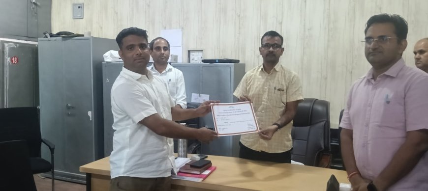 तखतगढ़ नगर पालिका उपाध्यक्ष चुनाव: भाजपा के रमेश कुमार घाची 6 मतों से विजयी, कार्यकर्ताओं ने निकाला भव्य विजय जुलूस