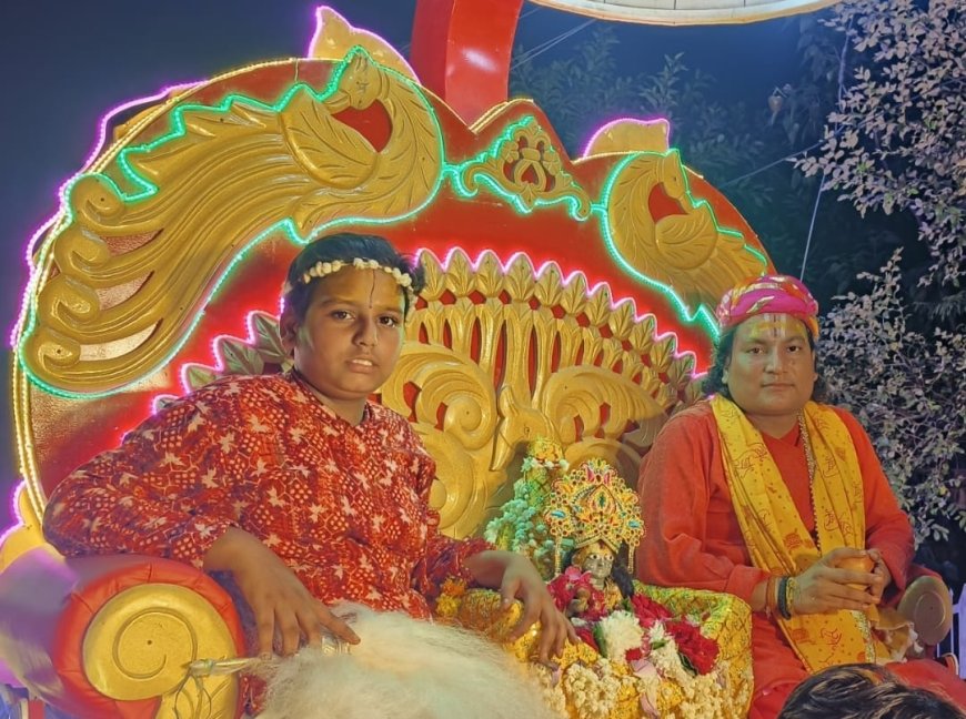 ​डीग में जलझूलनी एकादशी पर रथ पर सवार होकर निकले शेषनागावतार लक्ष्मण जी; पुष्पवर्षा संग हुआ भव्य स्वागत