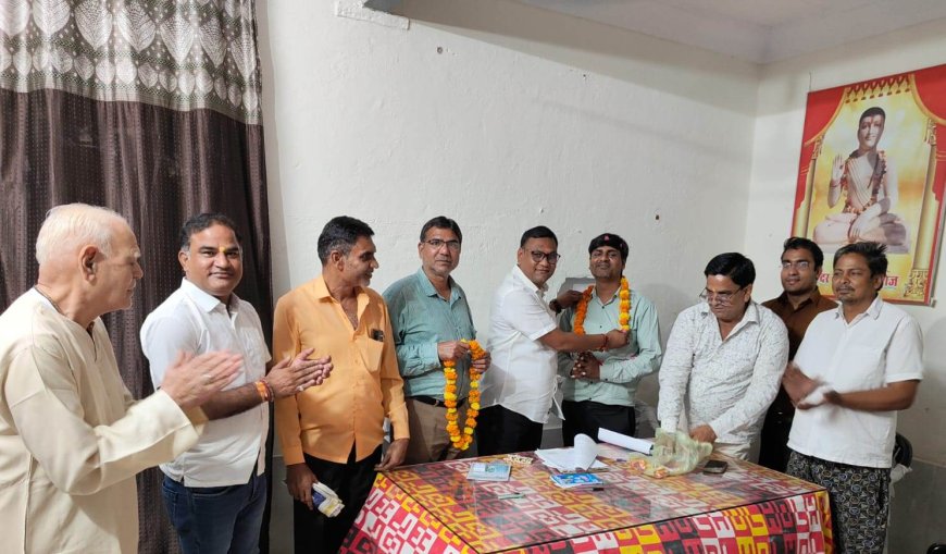 श्री खंडेलवाल वैश्य समाज खेरली की बागडोर फिर प्रमोद खंडेलवाल के हाथ, समर्थकों ने माल्यार्पण कर दी बधाई