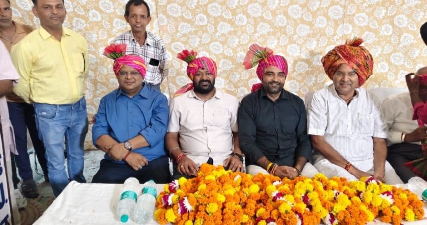 खैरथल में वार्डवासियों ने जनप्रतिनिधियों का किया जोरदार स्वागत विकास की कमी नहीं आने देंगे। रामहेत सिंह यादव