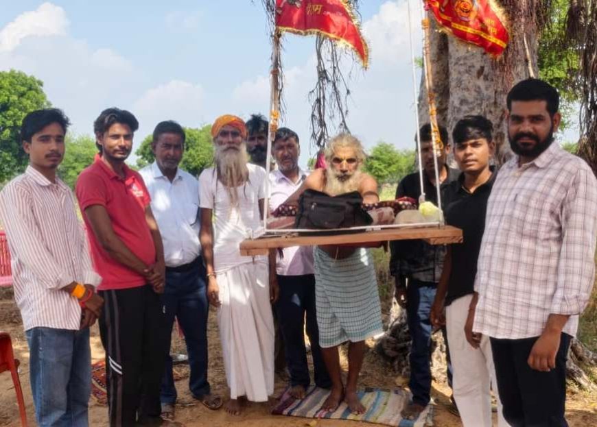 किशोरपुरा: श्री रामसागर बालाजी धाम में उमड़ रही श्रद्धालुओं की भीड़, स्वामी महेश दास महाराज की खड़ी तपस्या जारी