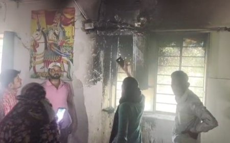 राजगढ़ पीजी कॉलेज के सेमिनार हॉल में शॉर्ट सर्किट से एसी का कंप्रेसर फटा; टला बड़ा हादसा