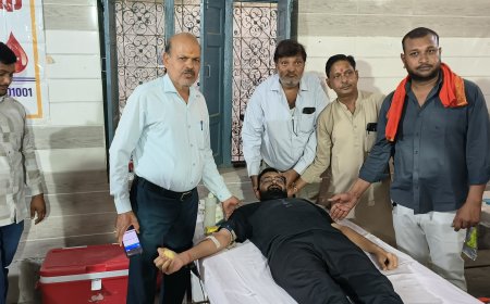 मानवता का संदेश: गोविंदगढ़ में उमड़े रक्तदाता, अग्र समाज ने 21वें रक्तदान शिविर में रचा इतिहास