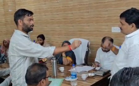 गोविंदगढ़-रामबास नगर पालिका की पहली साधारण सभा: सफाई व्यवस्था में भेदभाव पर भड़के पार्षद, 7 अक्टूबर तक मांग पूरी न होने पर भूख हड़ताल की चेतावनी