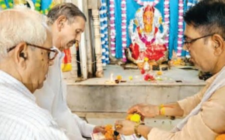 गोविंदगढ़: 7 अक्टूबर से शुरू होगा रामलीला का मंचन; विधिवत बल्ली पूजन व ध्वजारोहण के साथ तैयारियां शुरू