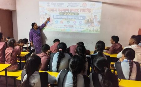 खैरथल में सामाजिक न्याय सप्ताह का आयोजन: डॉ. प्रभाकर शर्मा बोले- 'सहानुभूति नहीं, समानुभूति और कौशल विकास से बनेगा दिव्यांगों का भविष्य'