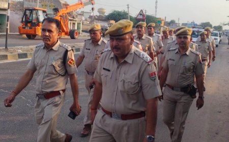 बावड़ी: पंचायती राज चुनाव को लेकर खेड़ापा पुलिस अलर्ट, क्षेत्र के दर्जनों गांवों में निकाला फ्लैग मार्च