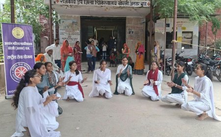 खेरली: एनएसएस स्वयंसेविकाओं ने नुक्कड़ नाटक के माध्यम से दिया नशामुक्ति का संदेश, जगाई जनचेतना