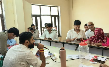 गोविंदगढ़ में चुनावी घमासान: 15 वार्डों में 59 प्रत्याशी मैदान में, कई सीटों पर त्रिकोणीय मुकाबले से गरमाई सियासत,जाने वार्ड में प्रत्याशी