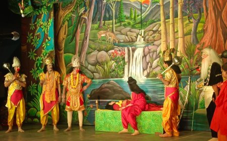 राजर्षि अभय समाज की 111वे वर्ष की रामलीला में लक्ष्मण शक्ति से हनुमान जी द्वारा संजीवनी बूटी लाने तक की लीलाओं का हुआ भव्य मंचन