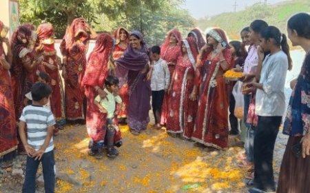 "चलो बुलावा आया है...": उदयपुरवाटी से शाकंभरी सकराय धाम तक निकली विशाल पैदल ध्वज यात्रा