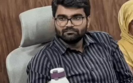 लक्ष्मणगढ़ में बड़ा प्रशासनिक एक्शन: सफाई व्यवस्था के कार्य आदेश रद्द करने पर ईओ चेतन कुमार निलंबित, डीएलबी जयपुर किया गया मुख्यालय