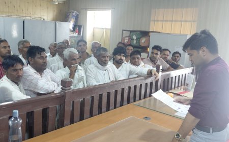 करणपुर ग्राम वासियों ने पाटोली ग्राम पंचायत में करणपुर को जोड़ने की मांग को लेकरउपखंड अधिकारी को चुनाव बहिष्कार को लेकर दिया ज्ञापन