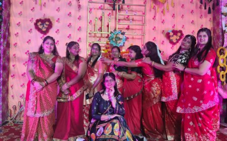 कठूमर में डांडियों की खनखनाहट पर महिलाओं ने जमकर किया गरबा, करवा चौथ स्पेशल में मचाया धमाल
