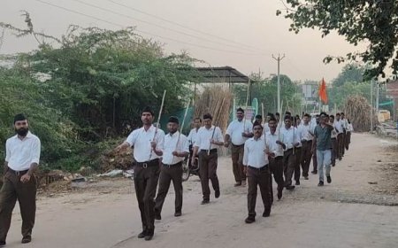 संघ शताब्दी वर्ष: वैर नगर में निकला भव्य पथ संचलन, अनुशासन और राष्ट्रभाव के साथ निकला पथ संचलन