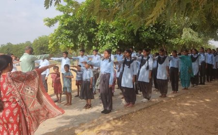 स्वीप गतिविधियों का आयोजन: विद्यार्थियों ने सीखा मतदान का महत्व, निकाली मतदाता जागरूकता रैली