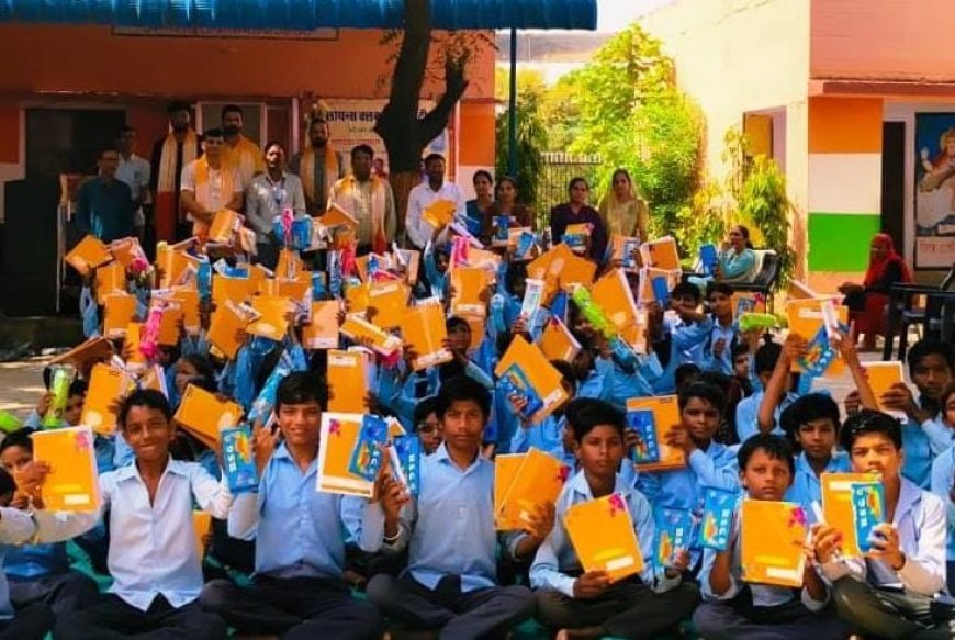 लायंस क्लब महुवा सिटी ने राउप्रावि अंछापुरा में मनाई गांधी व शास्त्री जयंती, स्कूली बच्चों को बांटी शिक्षण सामग्री
