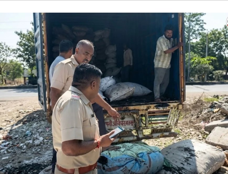 माउंट आबू में पुलिस की बड़ी कार्रवाई: कंटेनर में थर्माकोल की आड़ में गुजरात ले जाई जा रही 50 लाख की अवैध शराब जब्त, एक गिरफ्तार