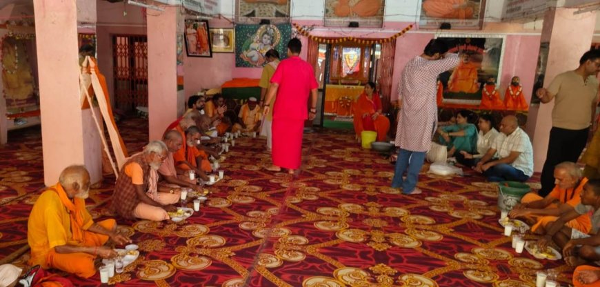 नैमिषारण्य स्थित देवपुरी मंदिर में मनाई गई जगदाचार्य स्वामी विवेकानंद सरस्वती की पुण्यतिथि, उमड़े सैकड़ों श्रद्धालु