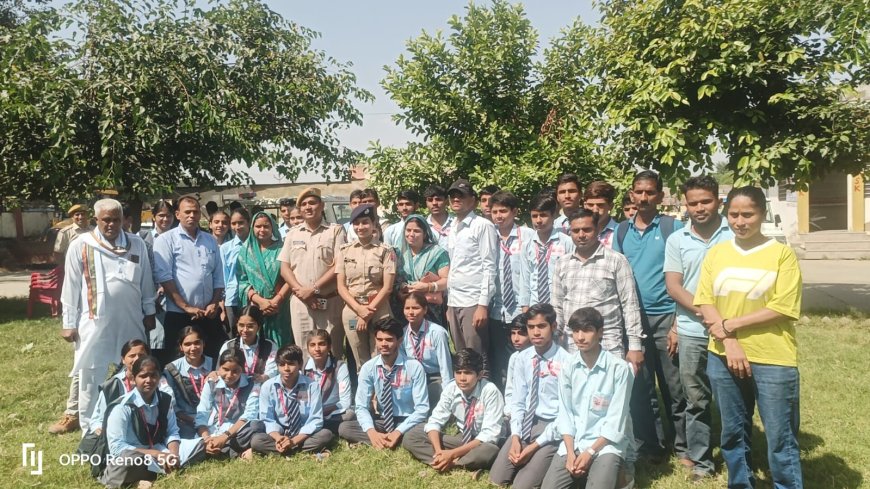 थानागाजी पुलिस थाने में सीएलजी सदस्यों की बैठक आयोजित, साइबर क्राइम, अतिक्रमण और यातायात व्यवस्था पर हुई चर्चा