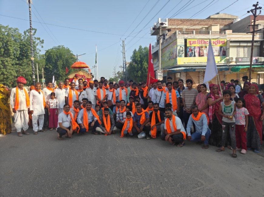माता खीमज के जयकारों से गूंजा तखतगढ़: सोलंकी वंशज घांची समाज की 9वीं पैदल संघ यात्रा भीनमाल तलेटी के लिए धूमधाम से रवाना