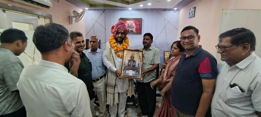 खेड़ली में वैश्य समाज ने किया पालिका अध्यक्ष पवन जैन का अभिनंदन:EWS प्रमाण पत्र के लिए 480 रुपये की अनिवार्यता समाप्त