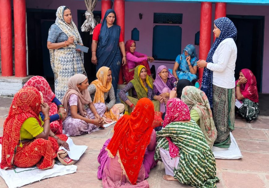 कठूमर: अर्रुवा में आंगनबाड़ी केंद्र पर महिलाओं की जाजम बैठक, 'नारी शक्ति उद्यम प्रोत्साहन योजना' की दी गई जानकारी