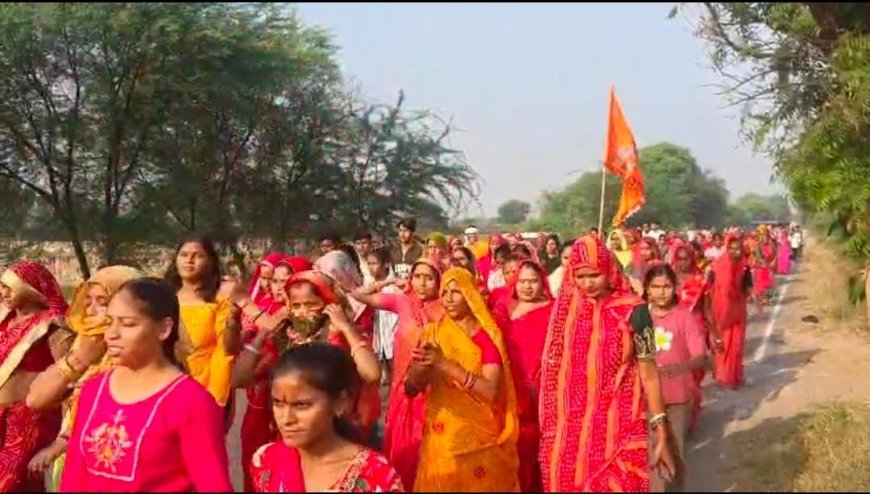 लक्ष्मणगढ़: मौजपुर से धौलागढ़ देवी के लिए पदयात्रा रवाना, कस्बे में जगह-जगह हुआ भव्य स्वागत