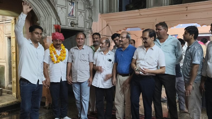 राजेश शर्मा (ठेकेदार) सर्वसम्मति से पुनः बने दशहरा महोत्सव समिति राजगढ़ के अध्यक्ष