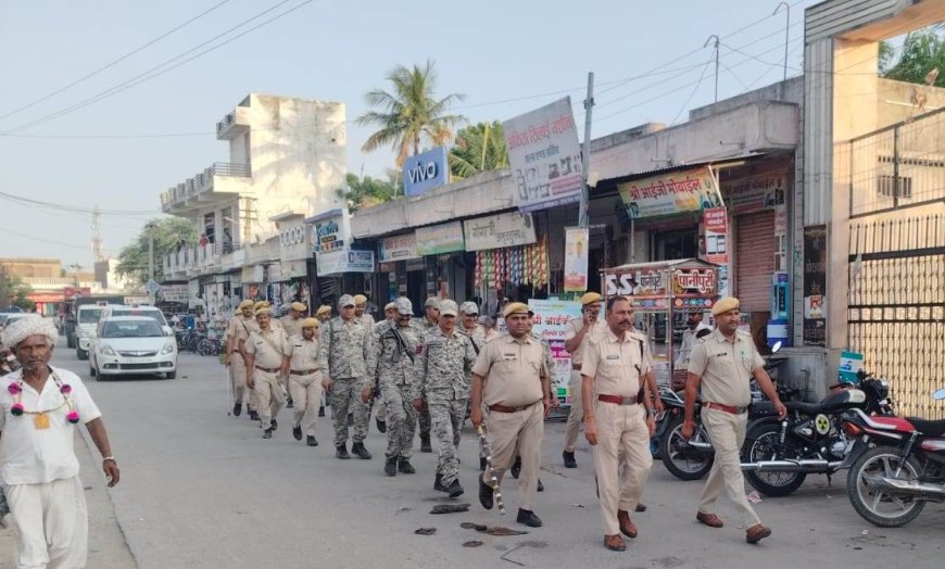 तखतगढ़ में आगामी पंचायतीराज चुनाव को लेकर पुलिस अलर्ट: सुरक्षा का जायजा लेने के लिए ग्रामीण इलाकों में निकाला फ्लैग मार्च