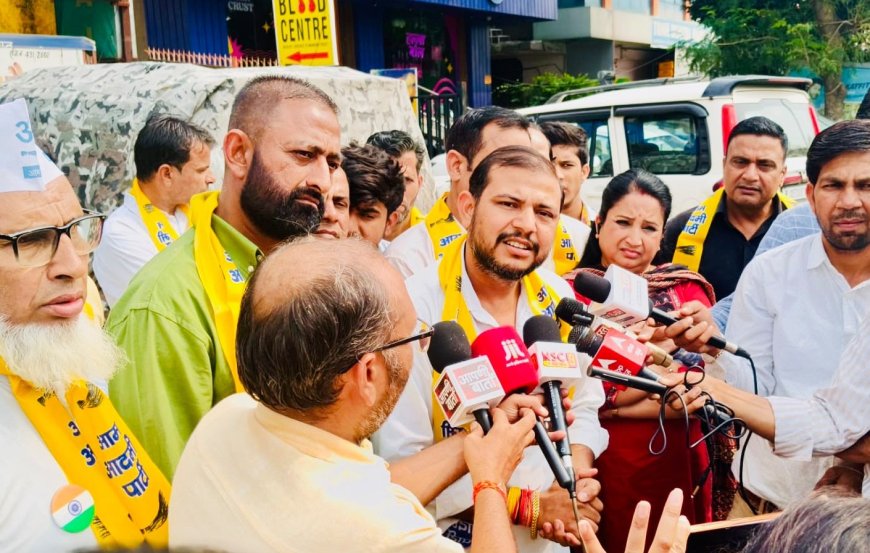 मदन राठौड़ के विवादित बयान पर भड़का 'आप', जयपुर में भाजपा प्रदेश अध्यक्ष का फूंका पुतला