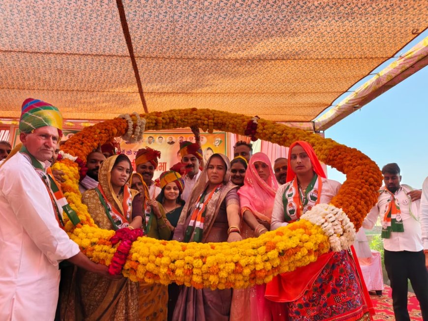 खेरली-सौंखर पंचायत समिति क्षेत्र में कांग्रेस की जनसभा, वरिष्ठ नेताओं ने किया संबोधित