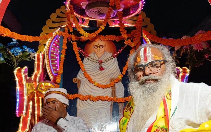 कठूमर में शरद पूर्णिमा पर निकली कुंडा वाले बाबा रामदयाल की भव्य झांकी: दर्शन के लिए उमड़ी श्रद्धालुओं की भारी भीड़