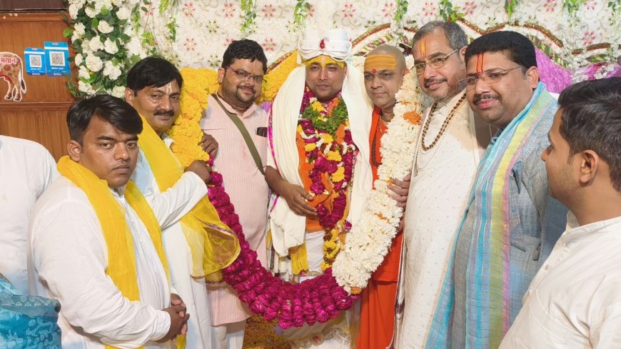 ललित कुंज आश्रम में भक्ति का संगम: धूमधाम से मनाया गया स्वामी सरस देव जू महाराज का 473वां आविर्भाव महोत्सव, संतों ने दी श्रद्धांजलि