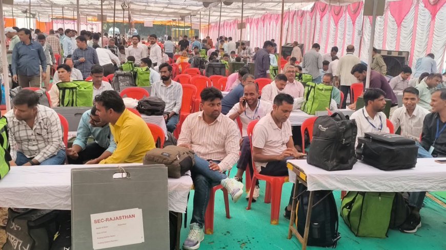 दौसा में पंचायत चुनाव के दूसरे चरण का रण कल: 6 पंचायत समितियों में 3.73 लाख मतदाता करेंगे मताधिकार का प्रयोग, मतदान दल हुए रवाना