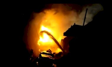 सोतानाला औधोगिक क्षेत्र में मेहता स्टोन कम्पनी में लगी आग