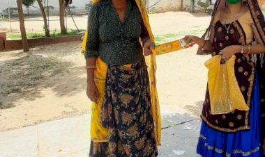 समाज सेवी महिला ने चलाया विशेष जागरूकता अभियान