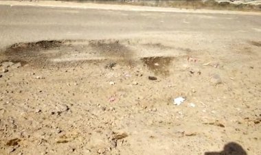 कस्बे मे कुछ वर्ष पूर्व करोड़ो रूपये की लगात से बना गौरवपथ जगह जगह से हुआ क्षतिग्रस्त