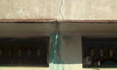 खनन के लिए किए विस्फोट से मकानों में आई दरार, ग्रामीणों ने एसडीएम को शिकायत दे जांच की मांग की