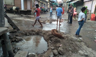 जलदाय विभाग ने टूटी पाइपलाइन जोडी, आया पानी, मिली राहत