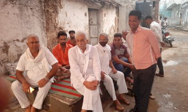 गाडरमाला में बैठक पर पहुंचे विधायक त्रिवेदी ने लोगों की समस्या को मोके पर किया समाधान