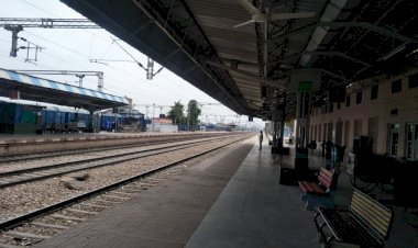 रेल व रोडवेज की लोकल सेवा शुरू ना होने से आमजन परेशान