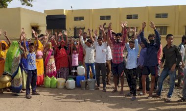 4 दिन  से  पानी  की सप्लाई नहीं  होने से लोगो मे आक्रोश